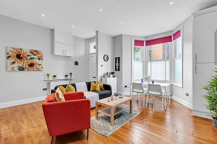 Stylish & Modern St Johns Hill