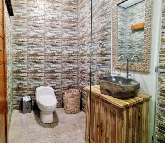 Standard Triple Family room