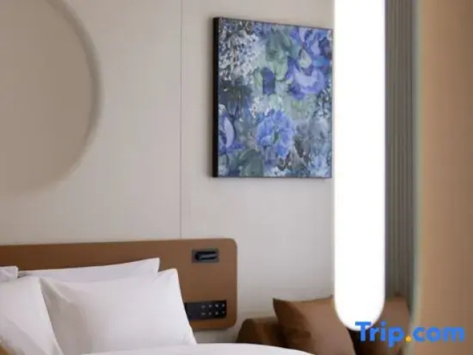Suri City Hotel