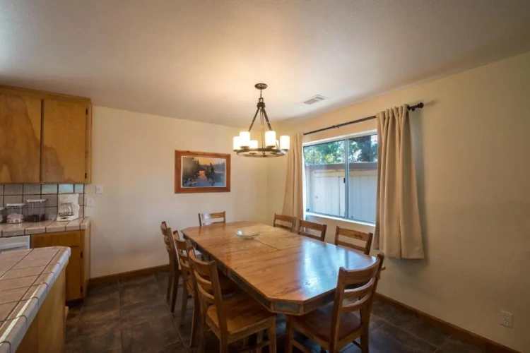 3 Bedrooms Cottage