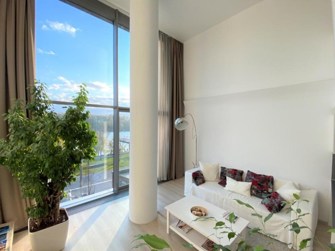 1 Bedroom Apartment with river view
