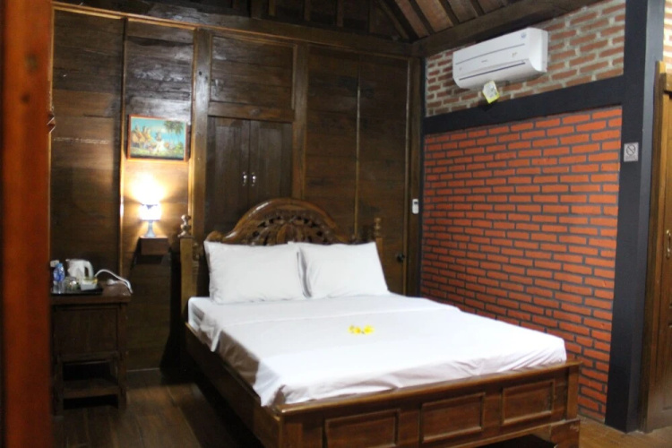 Kalaras Cottage