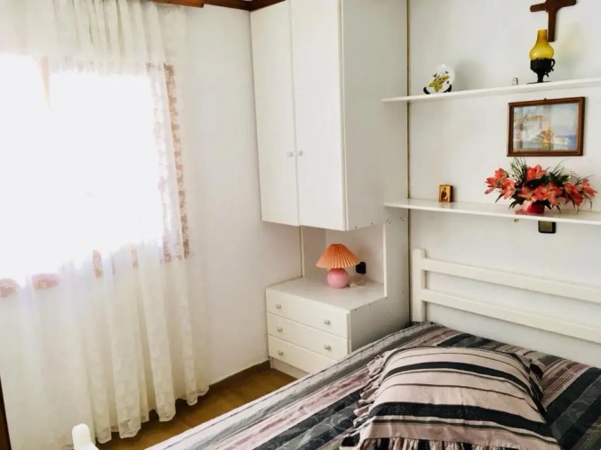 2 Bedrooms Cottage