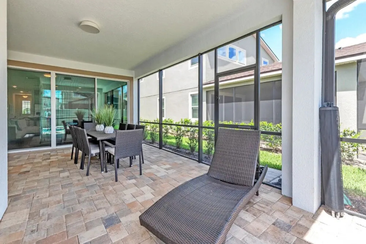 9022 Pelican Cove