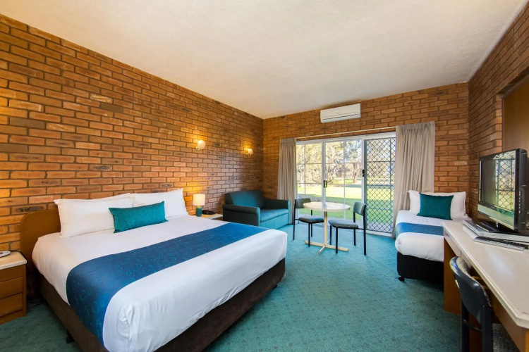 Thurgoona Country Club Resort - Murray River