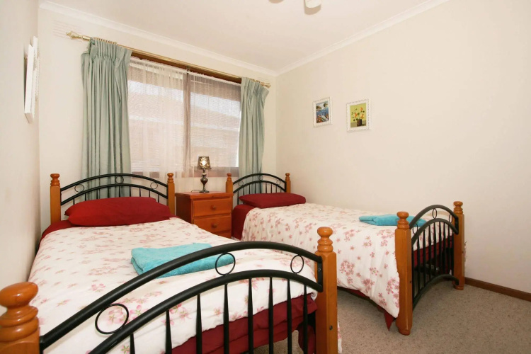 40 Thames Holiday Unit