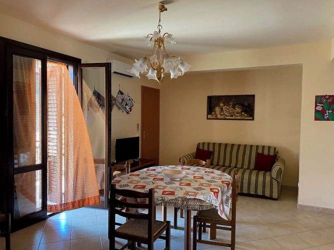 2 Bedrooms Family Apartment with garden view
