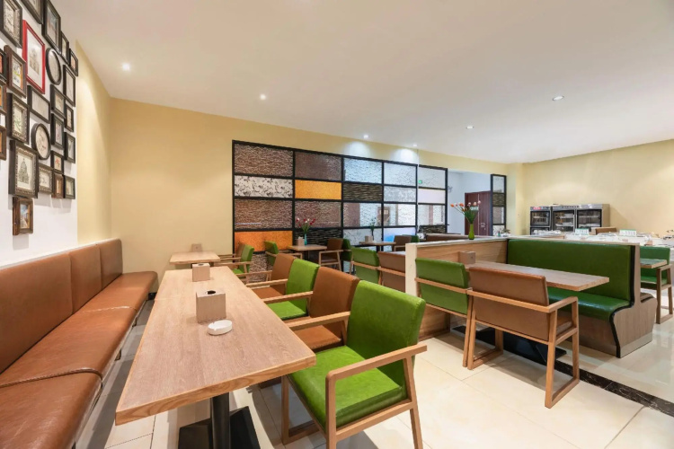 Yuehao Hotel