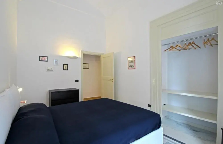 Flat 2 Bedrooms 4 Bathrooms - Naples