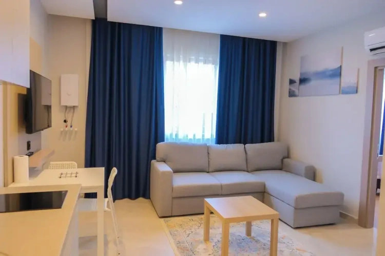1 Bedroom Comfort Apartment with pool view