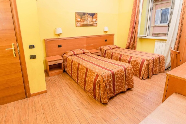 Triple room