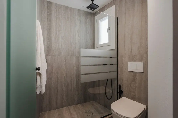 Phaistos Suites