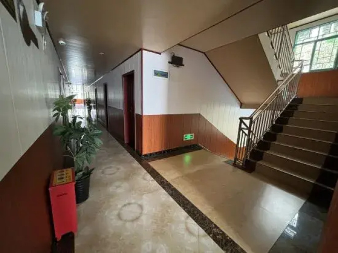 Chongqing Jieping Hotel