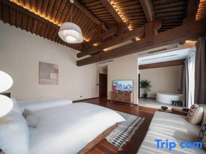 Standard Family room with balcony