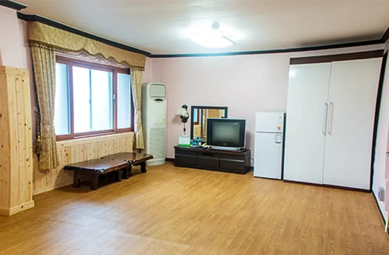 Baegyang Hotel