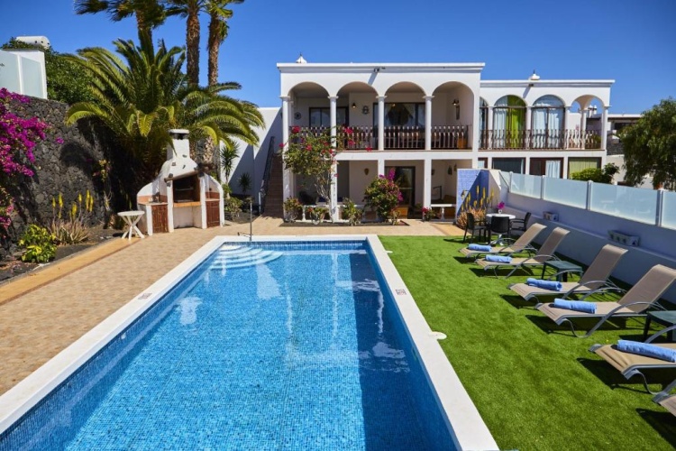 Villa