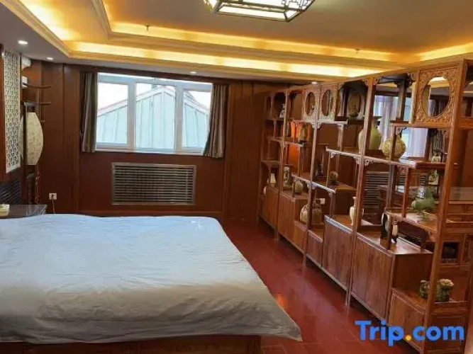 Pingquan Haitian Holiday Hotel