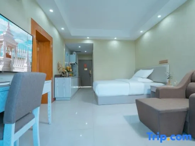 2 Bedrooms Family Suite with balcony