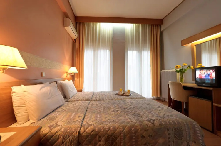 Anesis Hotel