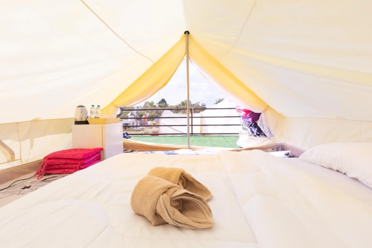 Tent with garden view