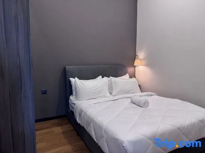 3 Bedrooms Apartment with balcony