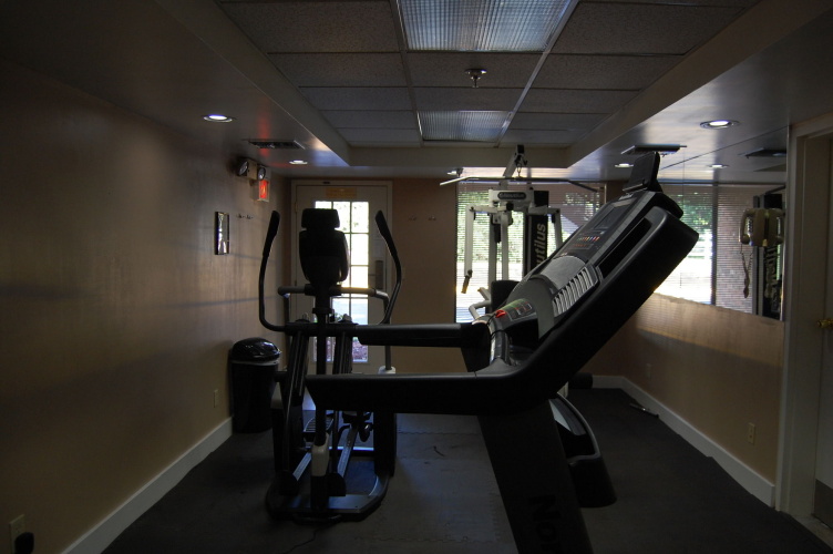 Ramada by Wyndham Temple Terrace/Tampa North photo 16