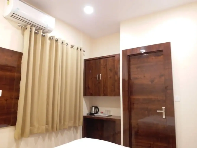Standard Triple Family room