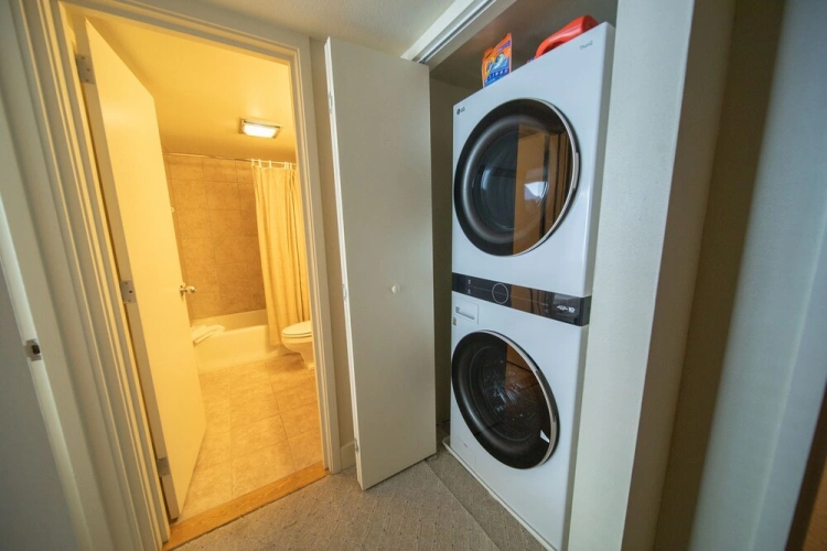 3 Bedrooms Standard room with balcony and with mountain view