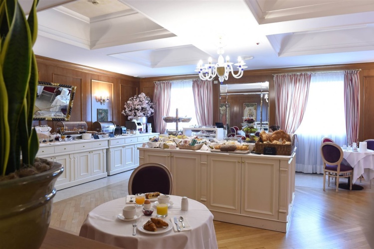 Iseolago Hotel photo 26
