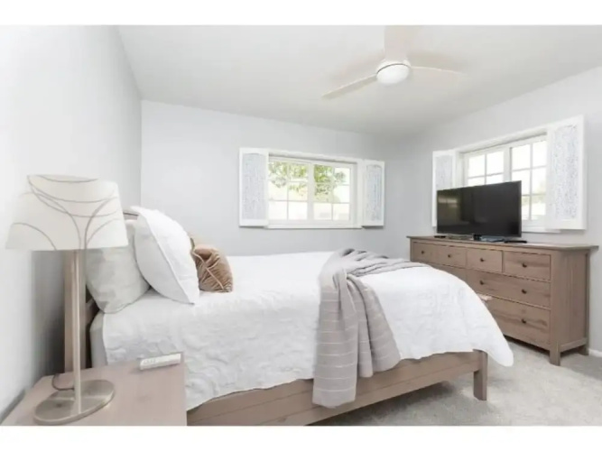 ELM - Modern 4BD / Private Pool & Walk to Biltmore