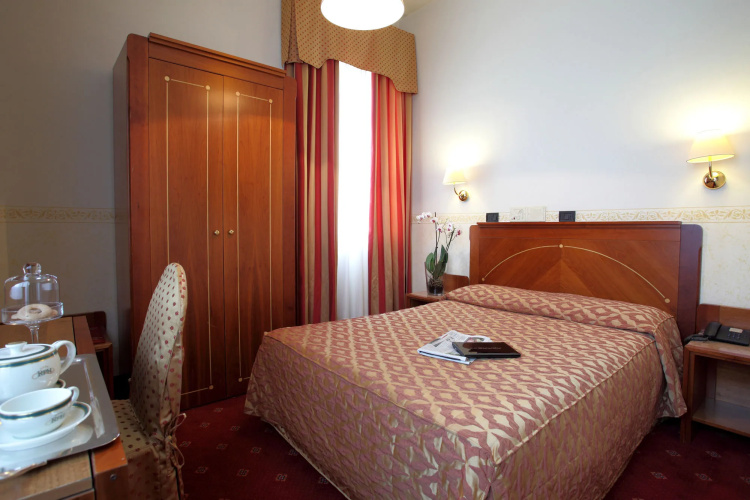 Rechigi Park Hotel