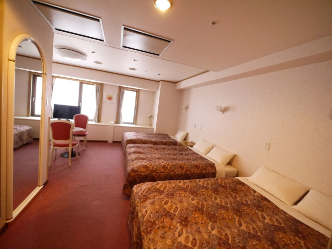 U Community Hotel