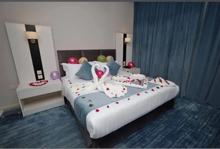 Lian Park Hotel