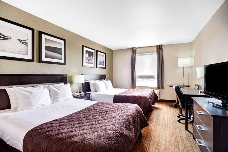 Quadruple Suite