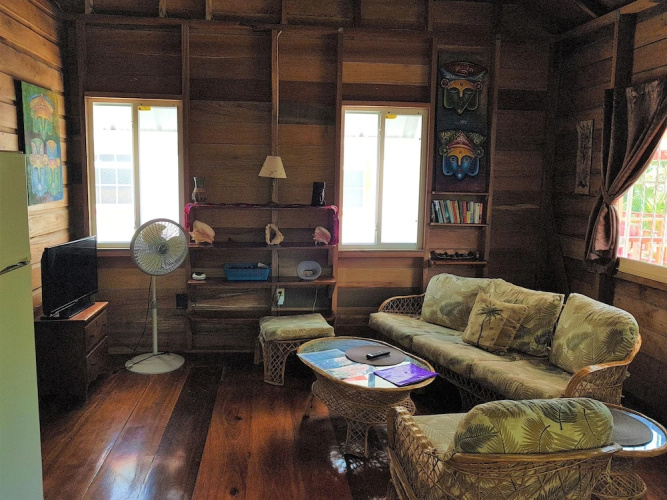 Canuck Cottage Holiday Home