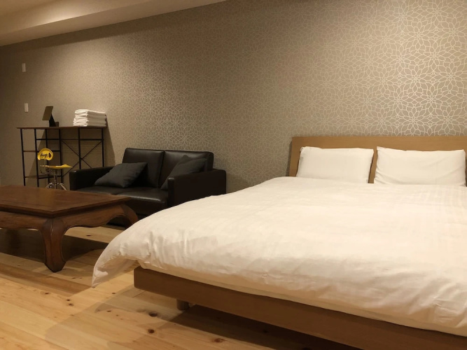 Shimanouchi Luxury Apartment