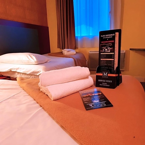 Standard Sextuple room