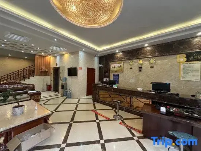 Luoping Hengyue Express Hotel