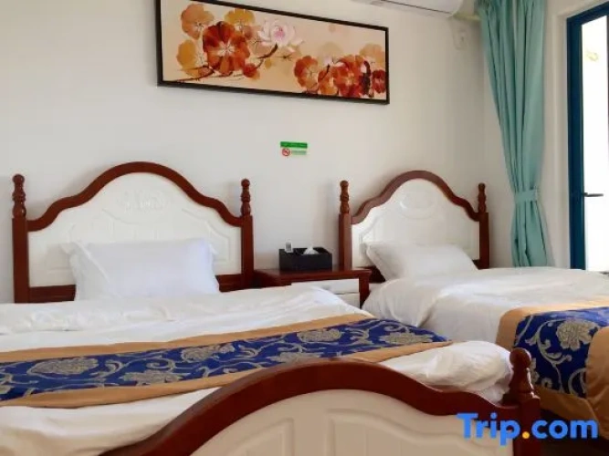 2 Bedrooms Comfort room