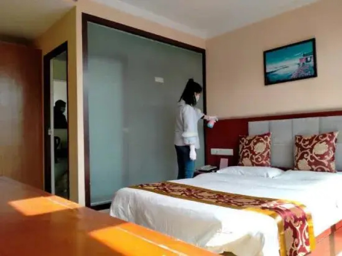 Tianyi Holiday Hotel