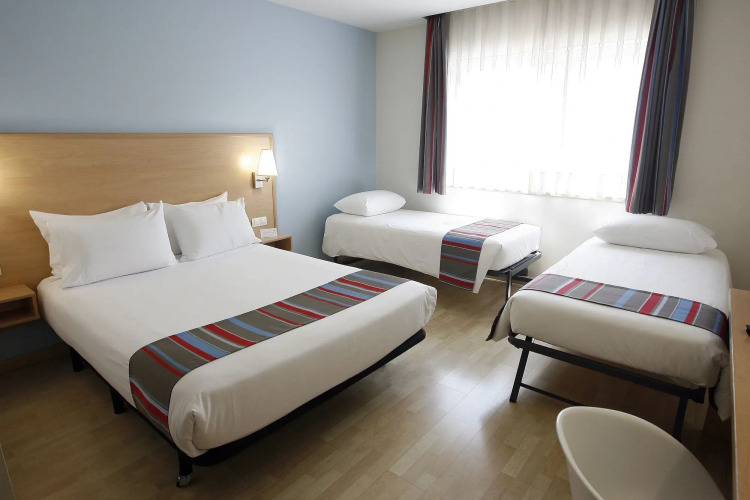 Travelodge Madrid Alcala