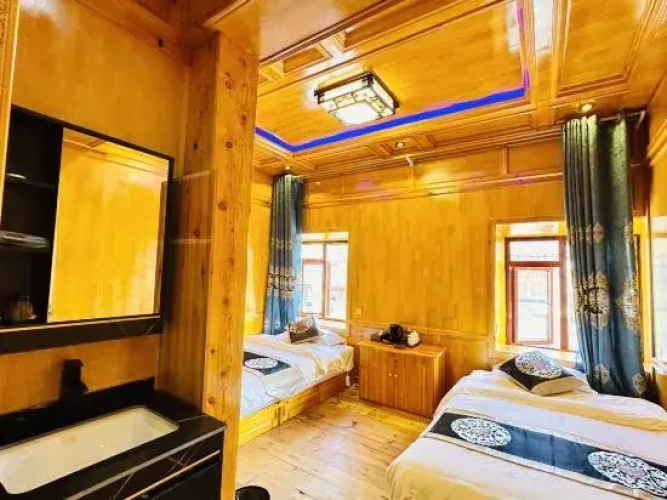 Kangding Yangqing Homestay