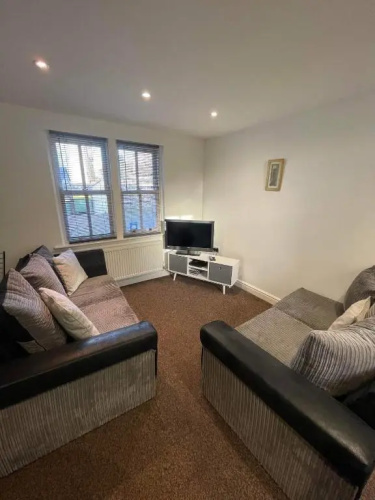 4 Laurel Court