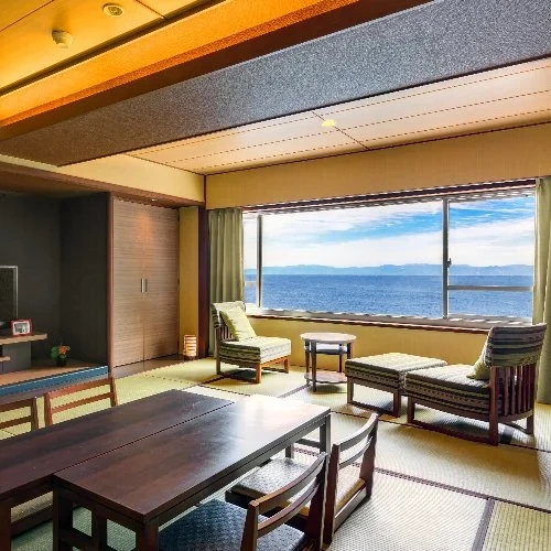 Standard Double room with city view
