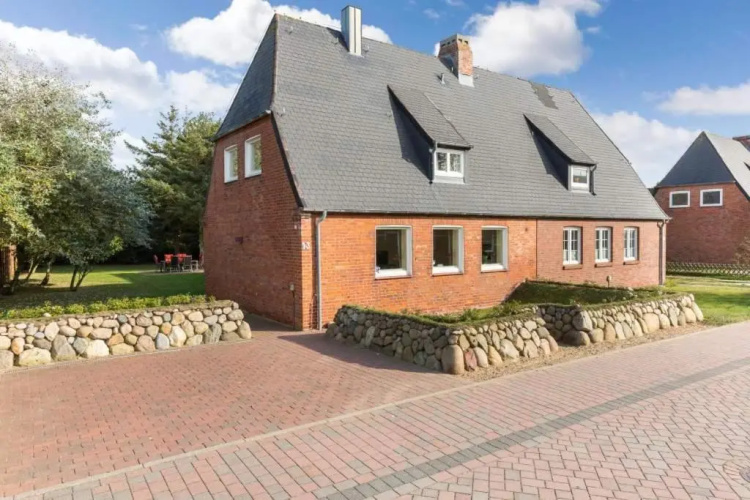 Golfhouse I
