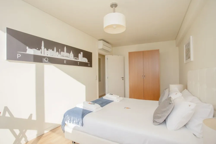 1 Bedroom Apartment with city view