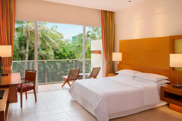 2 Bedrooms Sextuple Suite with view