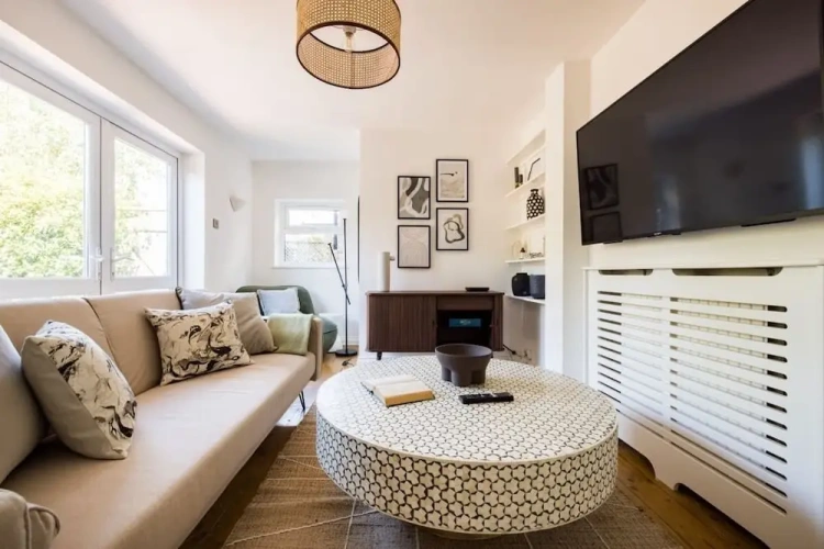 2 Bedrooms Double Apartment