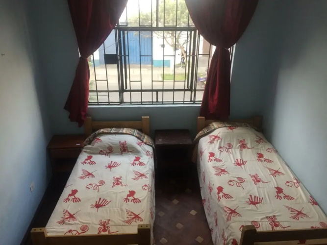 Explorers House - Hostel