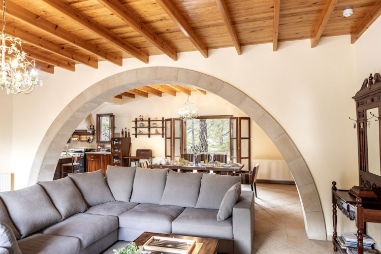 Troodos Mature Pine Chalet - Cyprus